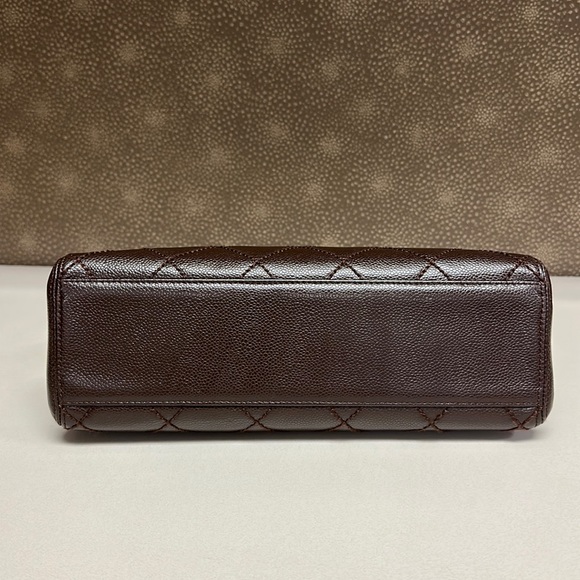 🔥🔥🔥Authentic Chanel Quilted Caviar Leather CC Logo Tote Bag - Picture 7 of 16